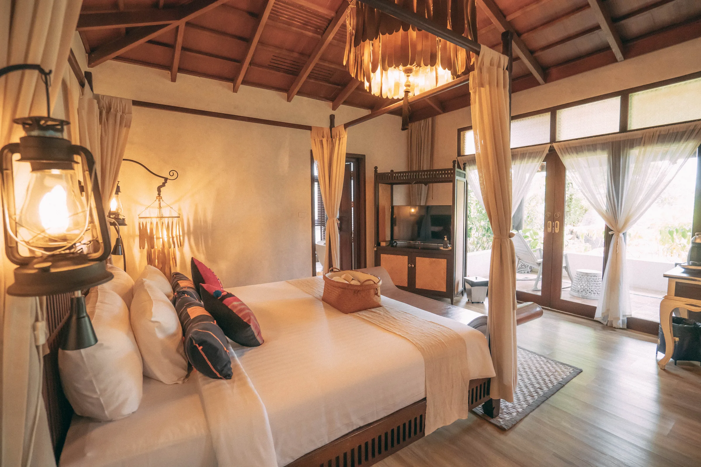 Suite living area with artisan furnishings